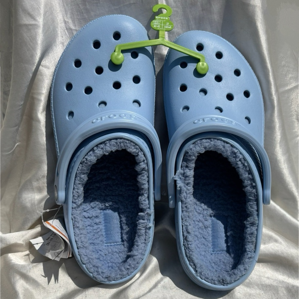 CROCS Light Blue Fleece-Lined Clogs Women’s US Size 11